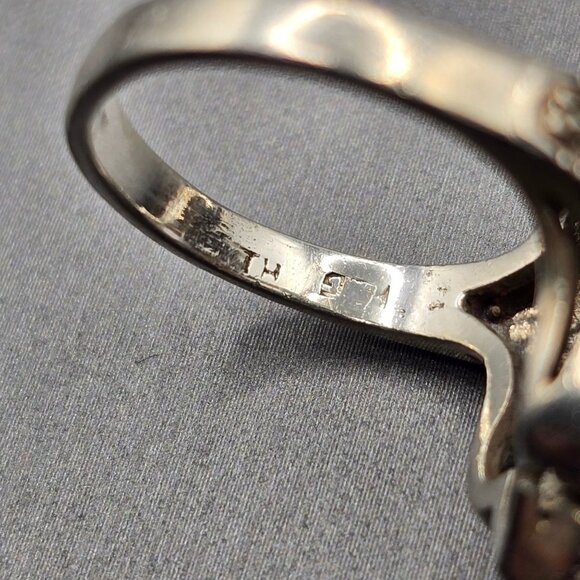 VTG Sterling Silver Amethyst Marcasite Cocktail Ring Size 6.5 Signed TH Art Deco - Picture 5 of 13